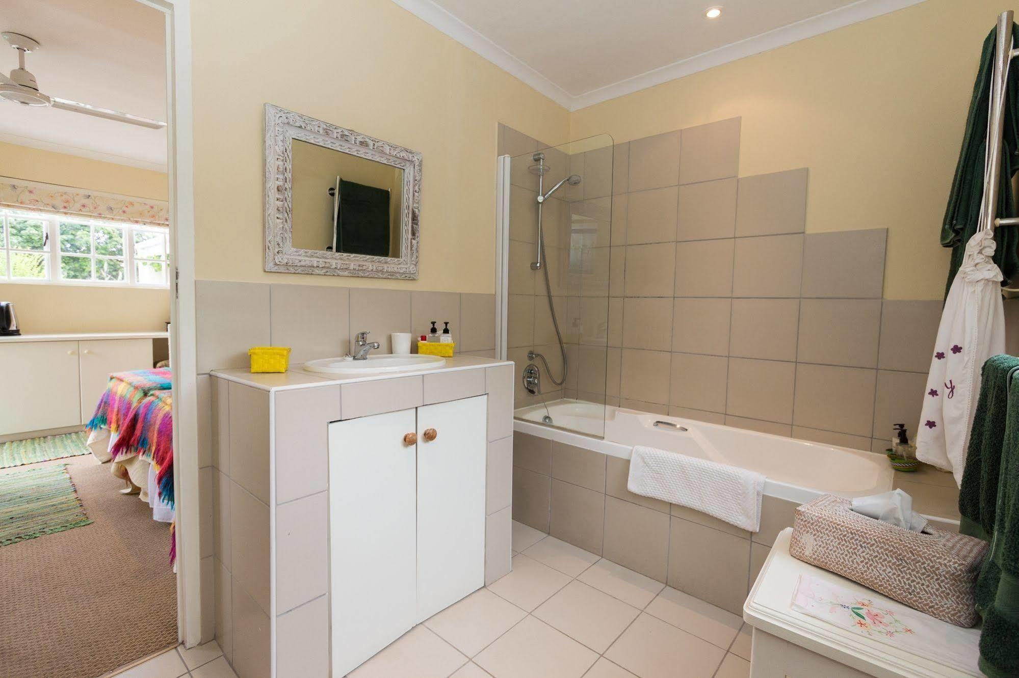 Cornerway House Hotel Plettenbergbaai Buitenkant foto