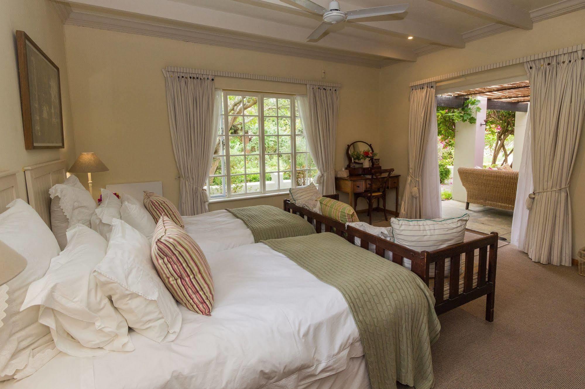 Cornerway House Hotel Plettenbergbaai Buitenkant foto