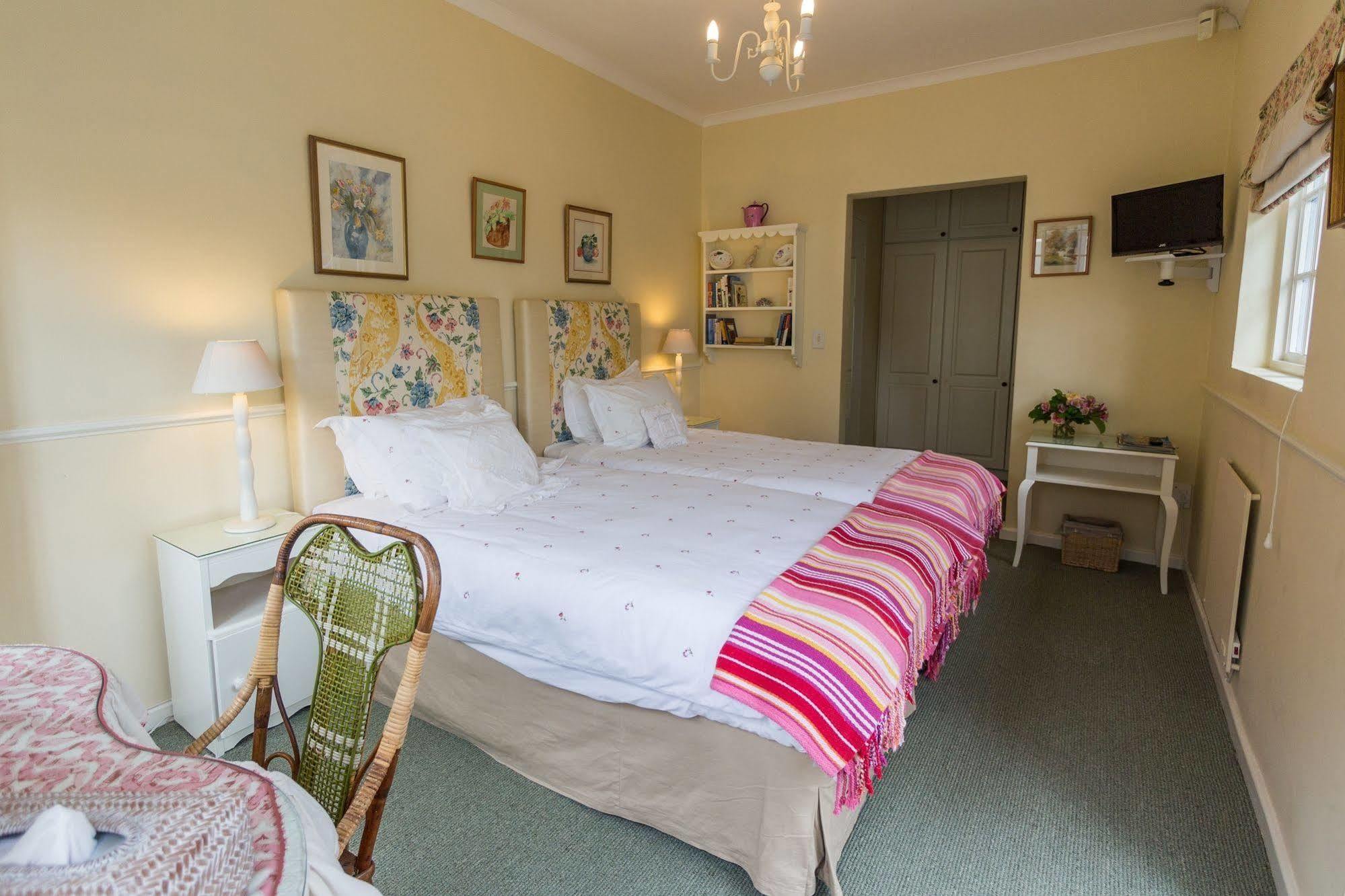 Cornerway House Hotel Plettenbergbaai Buitenkant foto