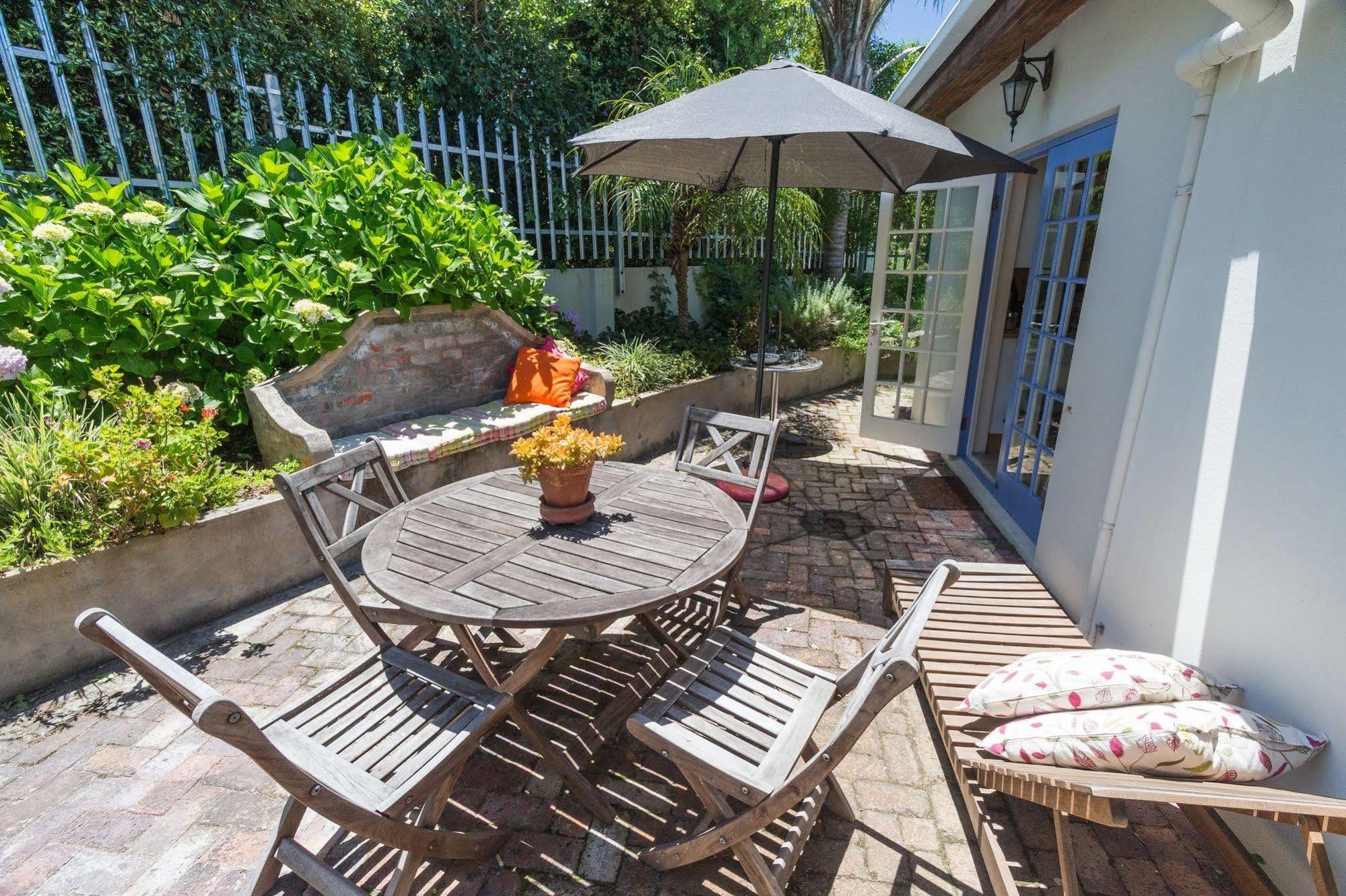 Cornerway House Hotel Plettenbergbaai Buitenkant foto